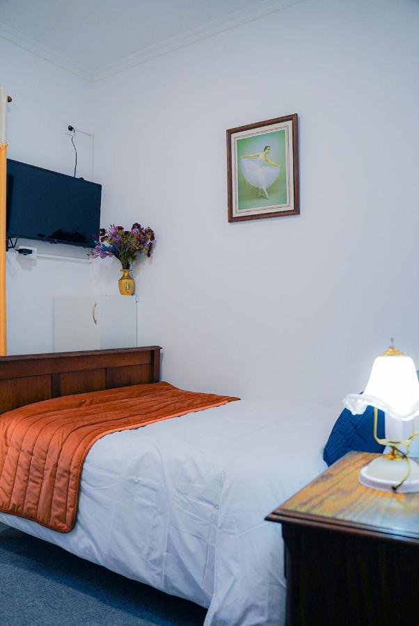 Residencial Airside Palace リスボン エクステリア 写真