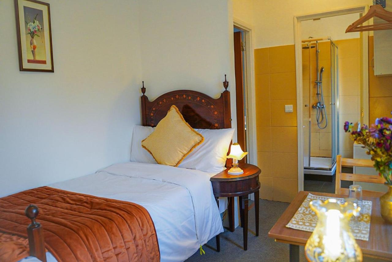 Residencial Airside Palace リスボン エクステリア 写真